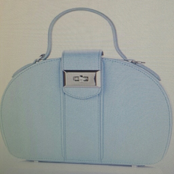 Snob Essentials Handbags - Brand new treasure tote purse